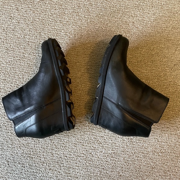 SOREL Women's Joan Of Arctic™ Wedge II Zip Bootie size 9.5 - Picture 8 of 13